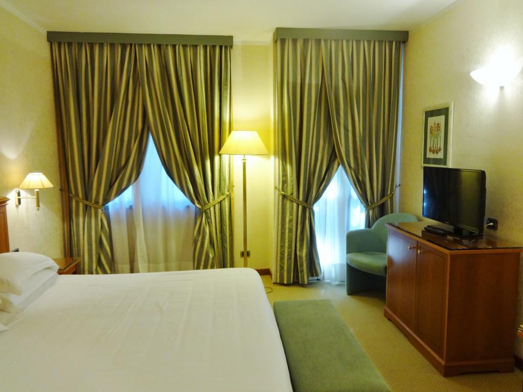 Hotel Excelsior ماجنتي المظهر الخارجي الصورة