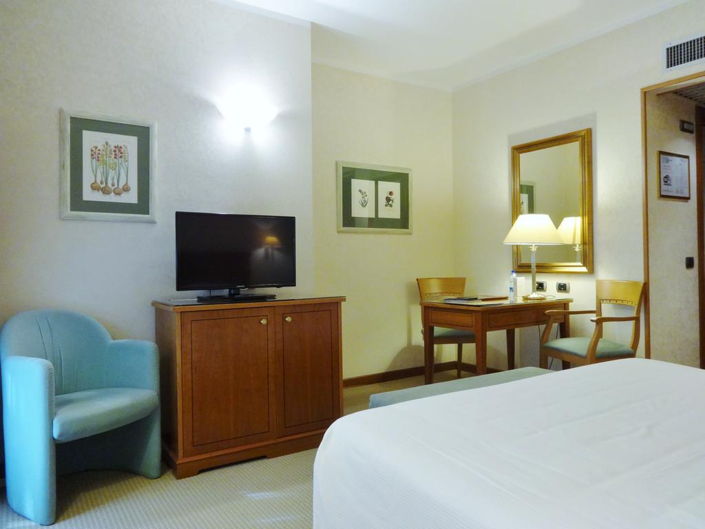 Hotel Excelsior ماجنتي المظهر الخارجي الصورة