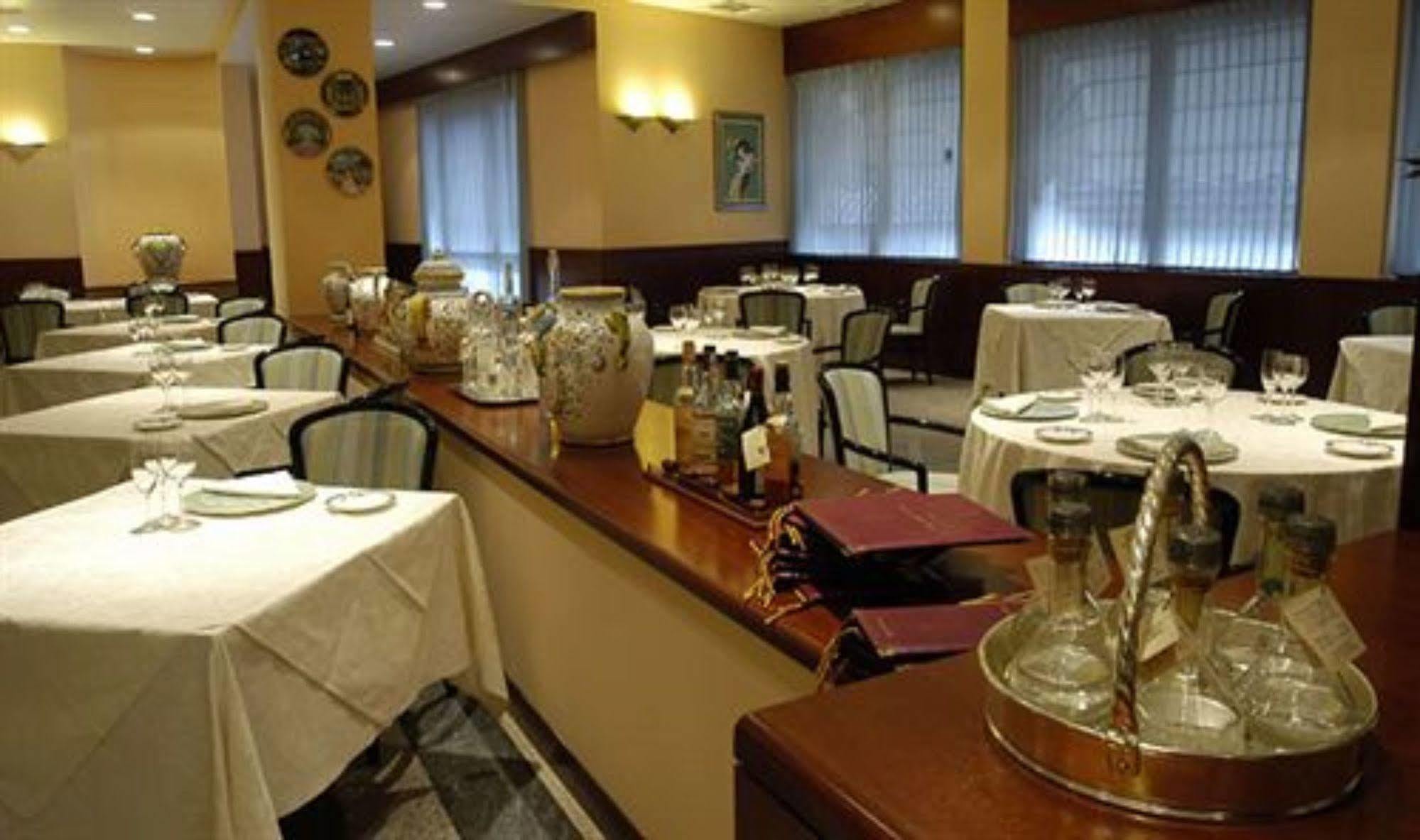 Hotel Excelsior ماجنتي المظهر الخارجي الصورة